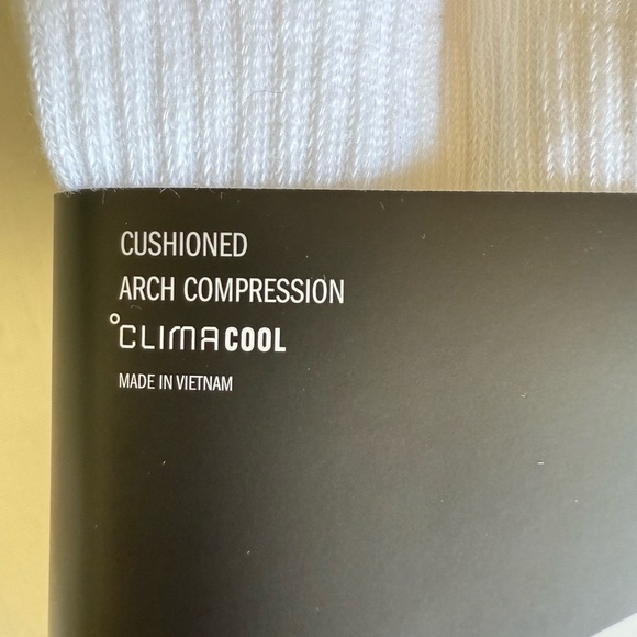 Adidas mens Athletic Cushioned Crew Socks With (6-pair)- Black and White - Picture 4 of 11